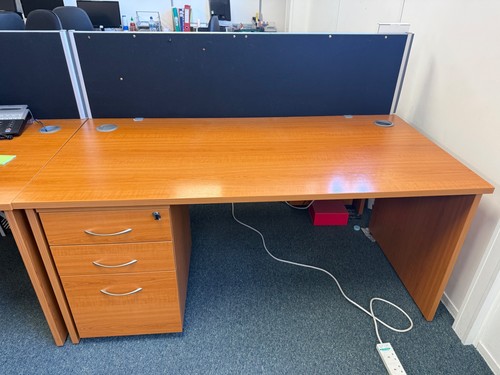 Office desk 160cm - desk, 3
